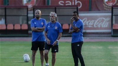 كأس مصر، الجهاز الفني للأهلي يراجع خطة مباراة الداخلية بالمحاضرة الختامية
