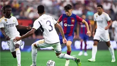 الكلاسيكو، نجم برشلونة يشيد بفيرمين لوبيز بعد ثلاثية ريال مدريد