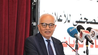 حجازي: إدراج المبادرات الرئاسية ضمن المناهج التعليمية