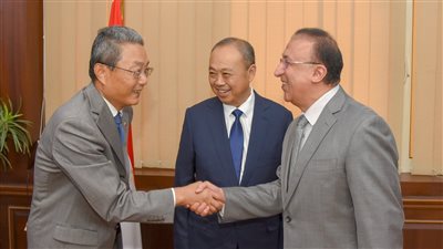 محافظ الإسكندرية يستقبل وفد مقاطعة ستشوان الصينية لتوطيد العلاقات الثنائية