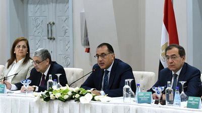 مدبولي: نمتلك البنية التحتية لإنتاج الهيدروجين الأخضر وتصديره إلى أوروبا