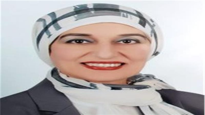 الدكتورة نيفين جلال