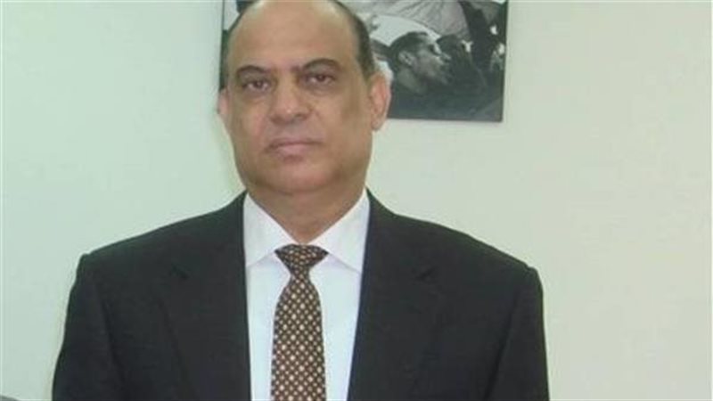 السفير أشرف عقل،
