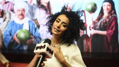 بعد إعلانها عن خطوبتها على الهواء، نانسي صلاح: كل حاجة هتتعرف في ميعادها 