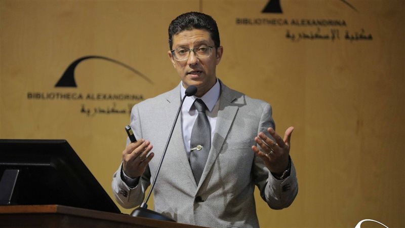 مقدم ندوة أسرة أحمد