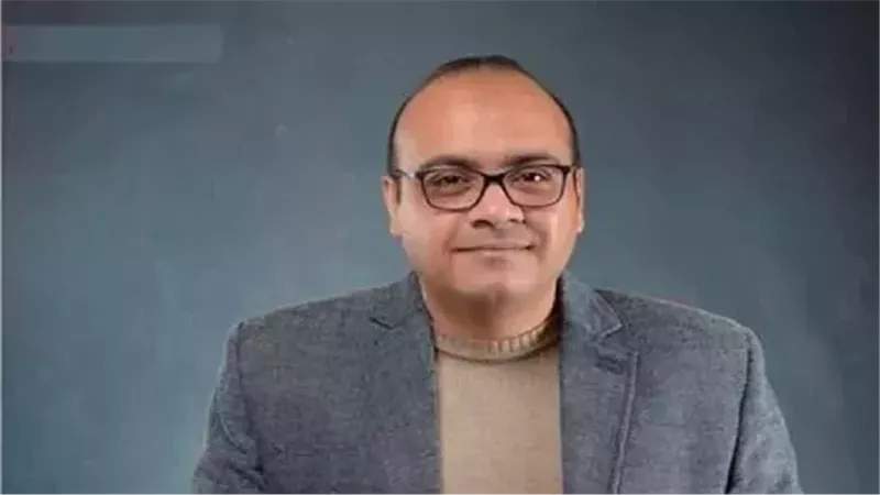 الكاتب فريد عبد العظيم،