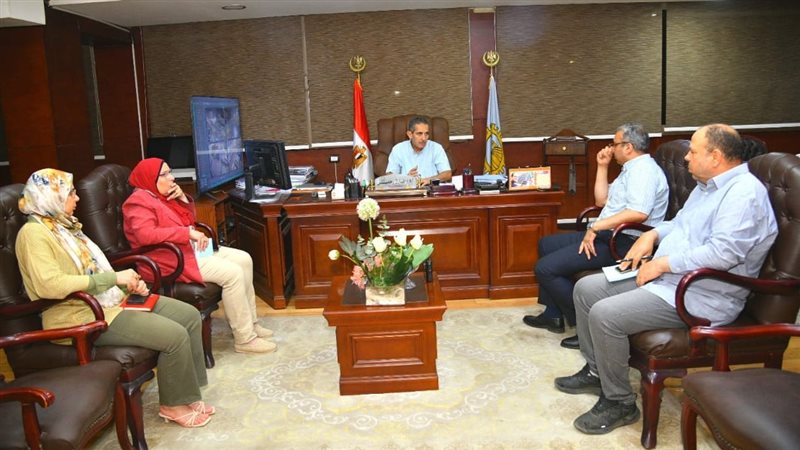 محافظ الغربية، فيتو