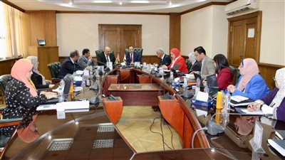 الشيخ يبحث مع رئيس ديوان الخدمة المدنية الأردني تعزيز التعاون المشترك