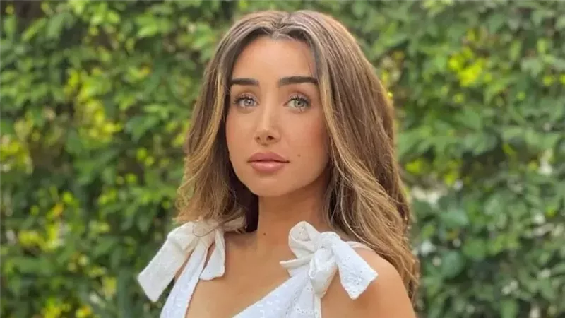 هنا الزاهد، فيتو