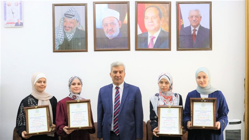 تكريم أوائل الثانوية