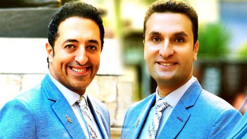 فريق على مر الزمن،