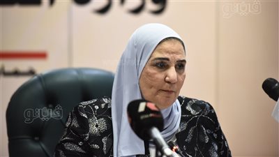 وزيرة التضامن الاجتماعي تتفقد بيوت الطلبة ومركز تأهيل الأشخاص ذوي الإعاقة بالوادي الجديد