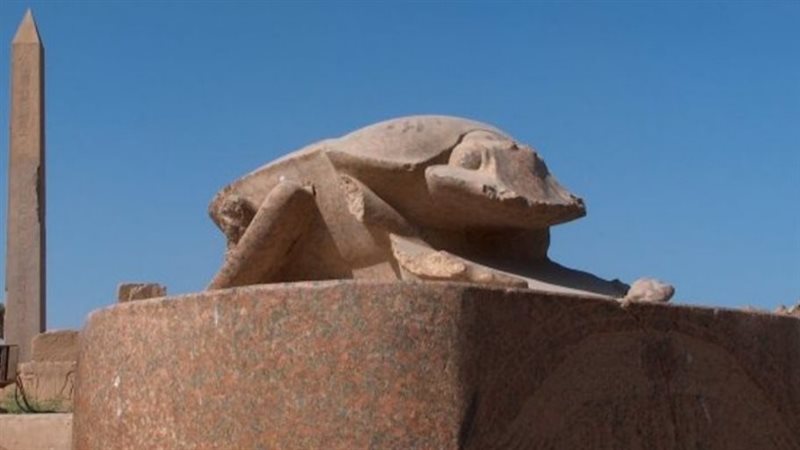 الجعران المقدس بمعابد