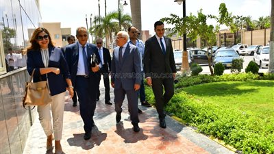 محافظ بورسعيد: نستهدف وصول الكارت الموحد لـ 500 ألف مواطن 
