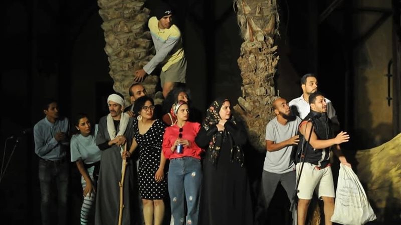 مسرحية جوة الصندوق،