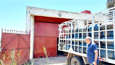 ضبط مستودع غاز تصرف فى 3549 أسطوانة بالبحيرة