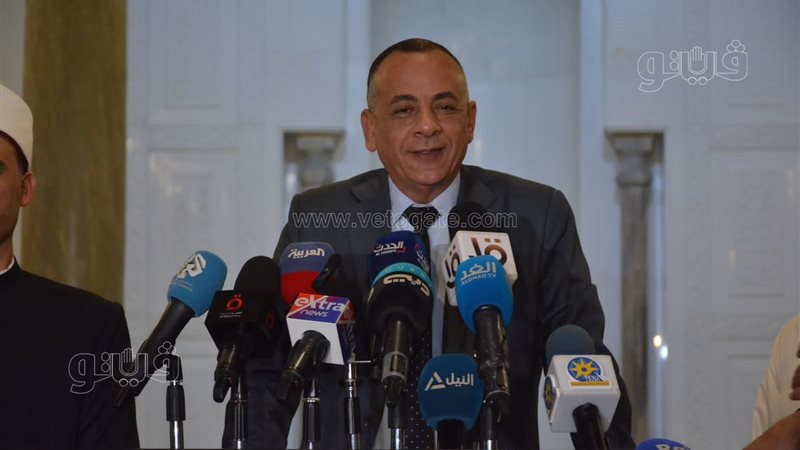 الدكتور مصطفي وزيري