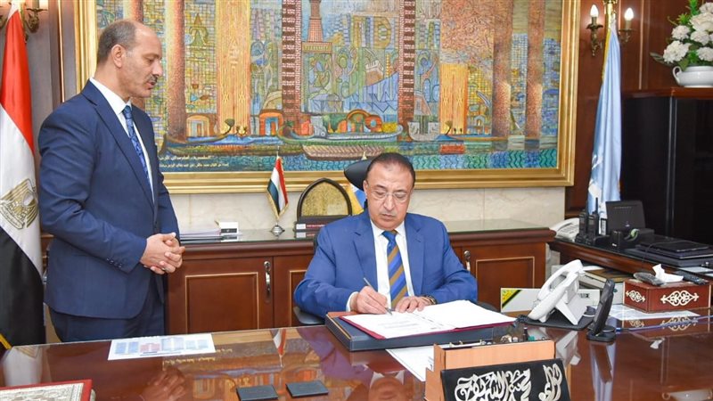 محافظ الإسكندرية،