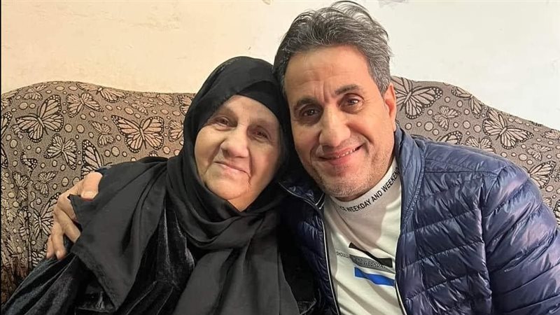 أحمد شيبة ووالدته،فيتو
