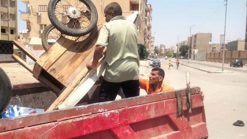 جانب من الحملة، فيتو