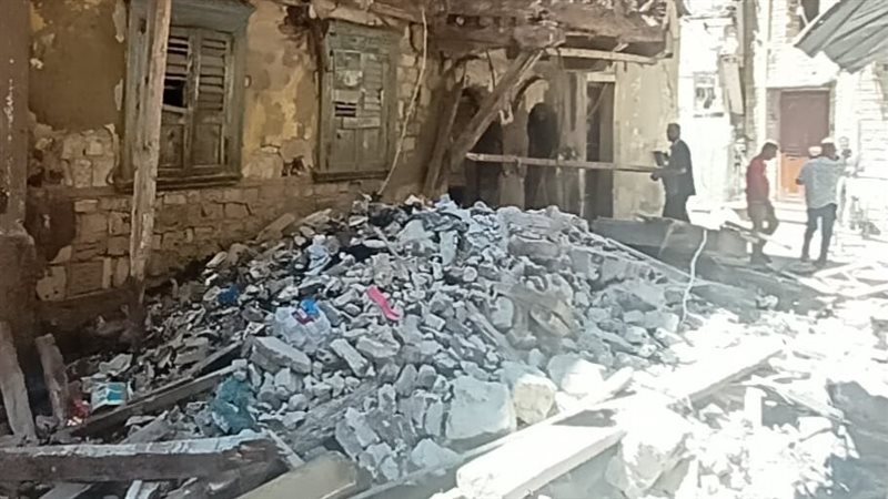 العقار المنهار، فيتو
