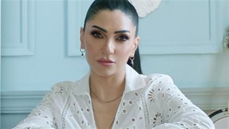 المطربة حبيبة، فيتو