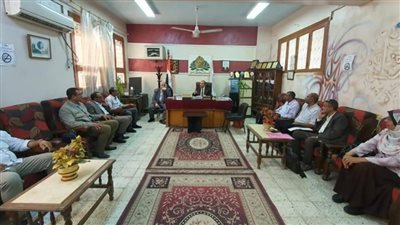 وكيل تعليم الأقصر يبحث مع مديري الإدارات استعدادات العام الدراسي الجديد
