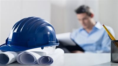 تفسير حلم المهندس في المنام وعلاقته بزوال المتاعب وطول العمر 