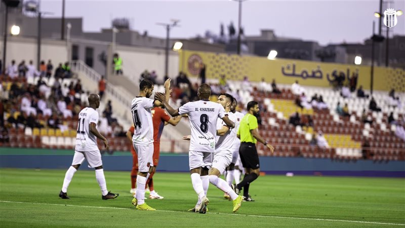 ضمك والرياض، فيتو