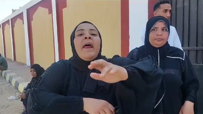  أهالي المقتوله علي