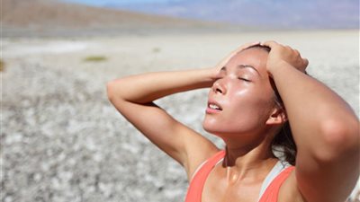 استشارى يوصي بالإكثار من شرب الماء فى الطقس الحار لهذا السبب 