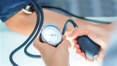 القاتل الصامت.. أعراض وأسباب ضغط الدم المرتفع وطرق العلاج.. واحذر من 8 مضاعفات خطيرة  