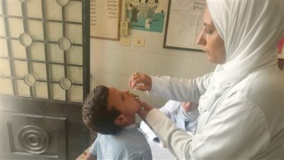 لليوم الثالث، استمرار حملة التطعيم ضد مرض شلل الأطفال بشمال سيناء 