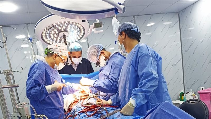 إجراء جراحة قلب مفتوح