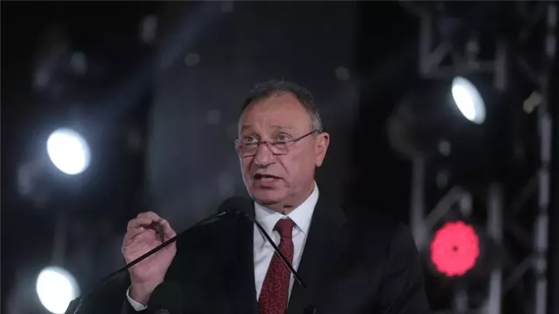 الخطيب، فيتو