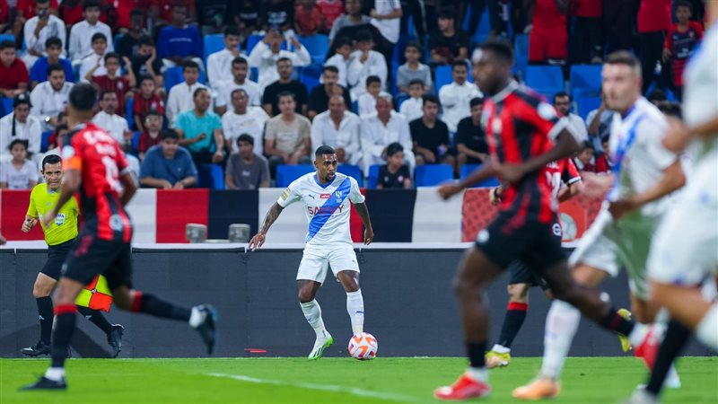 الرائد والهلال، فيتو