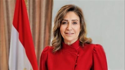 وزيرة الثقافة ومحافظ السويس يفتتحان الدورة الأولى لمعرض الكتاب بالمحافظة غدا 