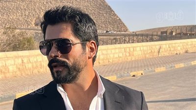 أخبار الفن اليوم.. جانا عمرو دياب تتعاقد مع شركة إنتاج بأمريكا.. والممثل التركي بوراك أوزتشيفيت يوثق زيارته للأهرامات