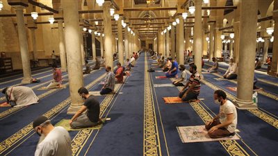 مواقيت الصلاة اليوم، موعد أذان العشاء اليوم الجمعة 1 - 9 - 2023 في القاهرة والمحافظات 