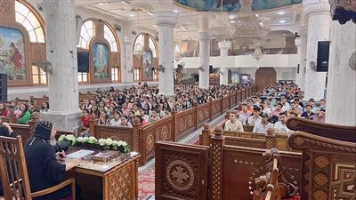 الأنبا أنيانوس يتراس مؤتمر 