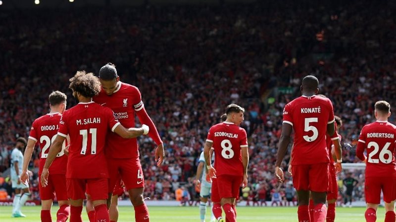 لاعبو ليفربول، فيتو