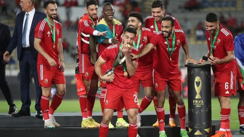 فريق النادي الاهلي،فيتو