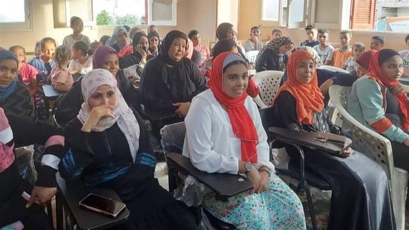 جانب من الندوة 