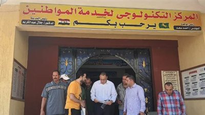 محافظ الشرقية يفاجئ قرية الصحافة بزيارة