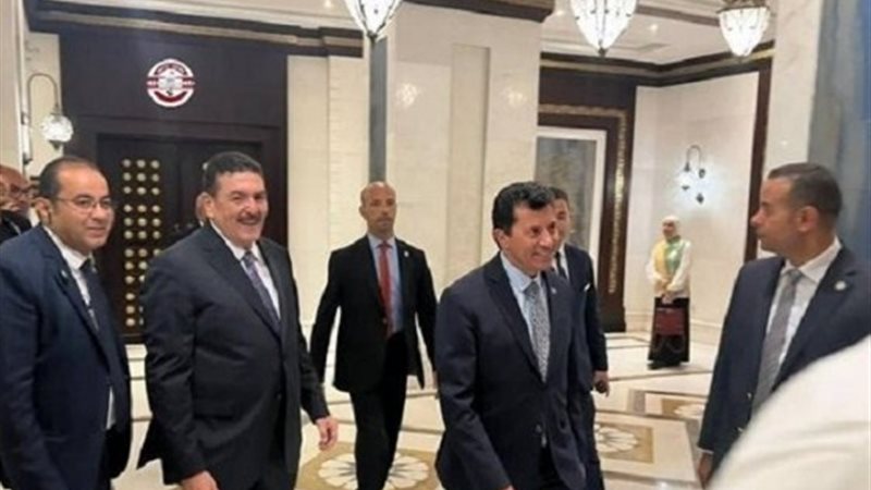 وزير الشباب والرياضة
