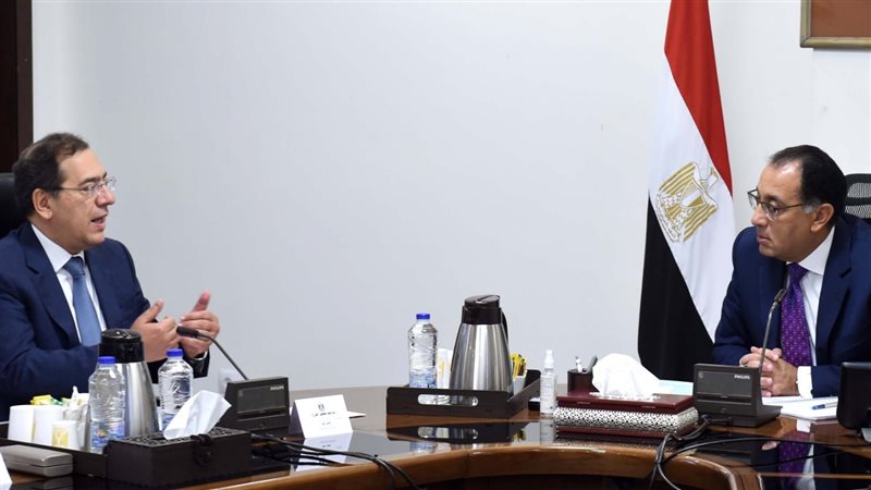 رئيس الوزراء ووزير