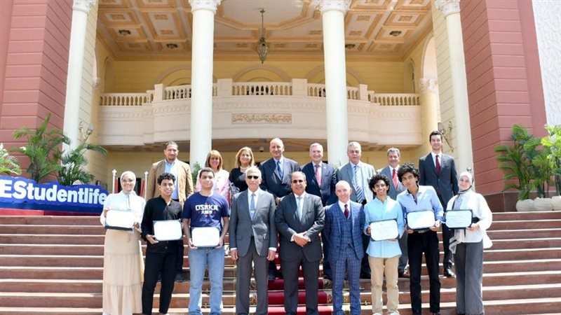 الجامعة البريطانية