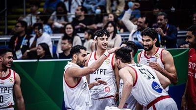 وزير الرياضة يهنئ منتخب كرة السلة بالفوز على الأردن والاقتراب من أولمبياد باريس