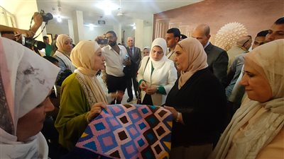 وزيرة التضامن الاجتماعي تلتقي سيدات مركزي الشيخ زويد ورفح