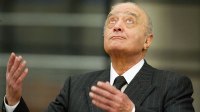 طالب بتحنيط جثته بعد وفاته، معلومات عن الملياردير المصري محمد الفايد